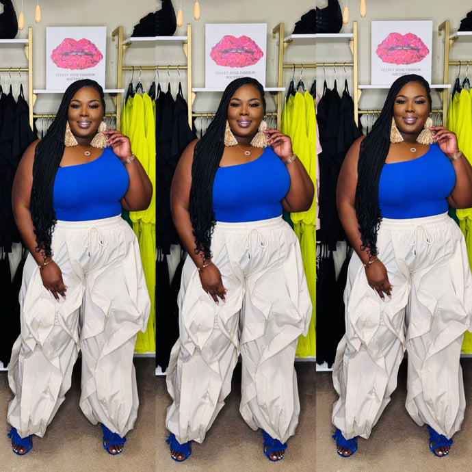 LYRICA DRAMATIC JOGGERS