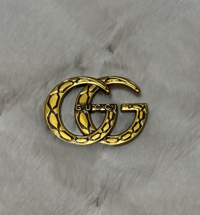 VINTAGE BROOCH