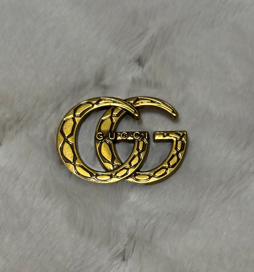 VINTAGE BROOCH