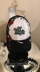 BOUGIE ROSES TRUCKER HAT