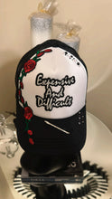 BOUGIE ROSES TRUCKER HAT